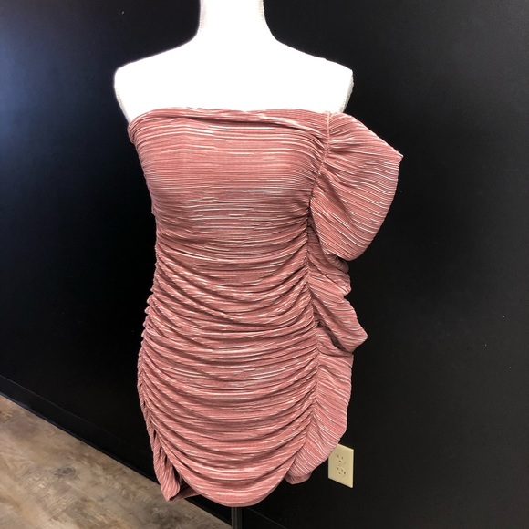 Express Dresses & Skirts - Express pink rouched cocktail dress Nwt new